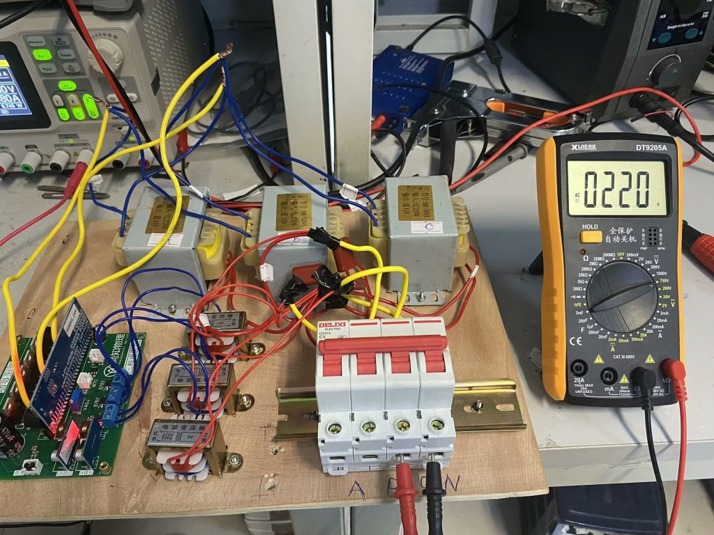 EG8030三相220V逆变器